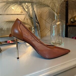 Brand NEW BCBG mesh with metal heel